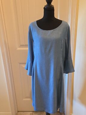 Massini Chambray Light Blue Jean Midi Dress, Size 1X